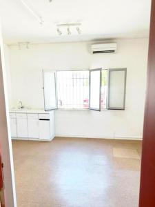 Vente Commerce LATTES 34970