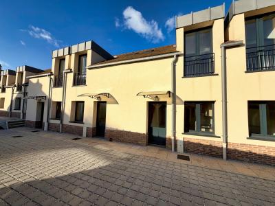 Vente Maison 4 pi�ces SAVIGNY-LE-TEMPLE 77176