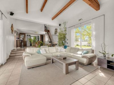 Vente Maison 7 pi�ces MERVILLE 31330