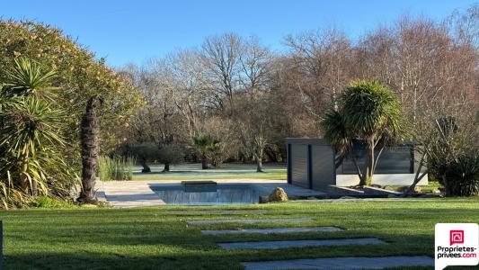 Vente Maison 11 pièces SALLEBOEUF 33370