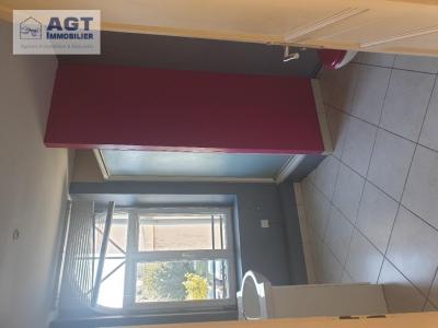 For rent Apartment BEAUVAIS 