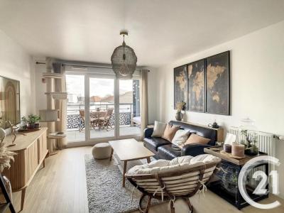 For rent Apartment THIAIS 