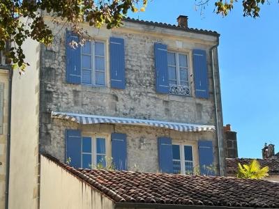 Vente Maison 4 pièces SAINT-JEAN-D'ANGELY 17400