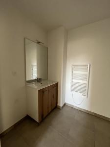 For rent Apartment TIGNIEU-JAMEYZIEU 