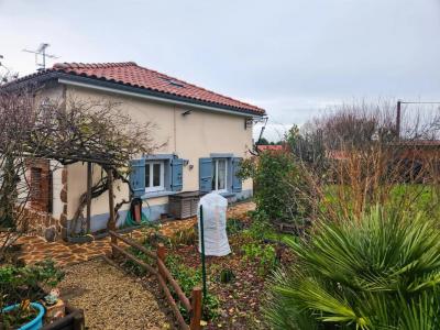 Vente Maison 4 pi�ces ORADOUR-FANAIS 16500