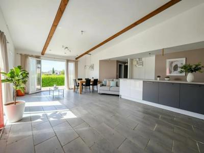 Vente Maison 9 pi�ces CHAMPAGNAC 15350