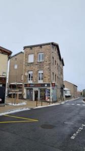 Vente Immeuble SAINT-JUST-MALMONT  43