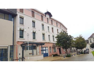 Vente Local commercial ROCHE-POSAY 86270