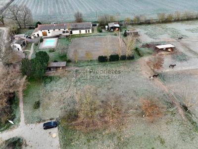 Vente Maison 7 pi�ces AUCAMVILLE 82600