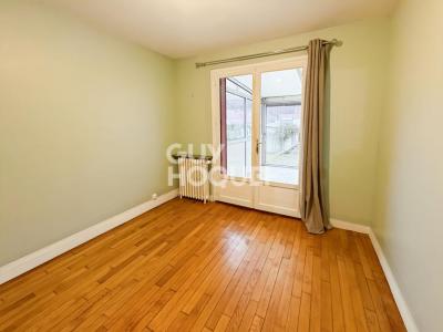 For sale House LACROIX-SAINT-OUEN 