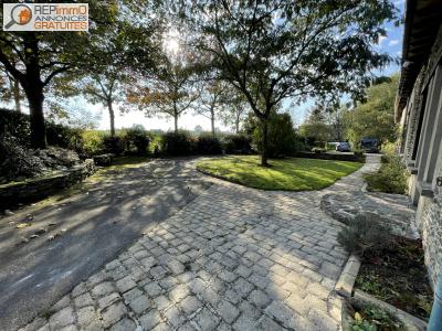 Vente Maison 7 pi�ces NOYAL-SUR-VILAINE 35530