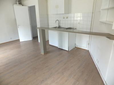 Location Appartement 2 pièces CLERMONT-FERRAND 63000
