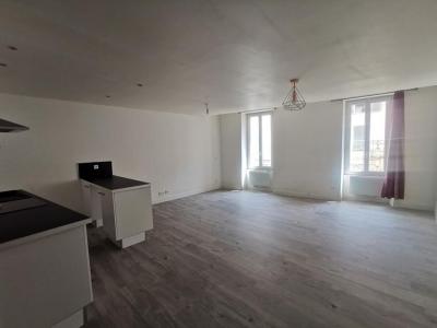 Location Appartement 3 pi�ces MUY 83490