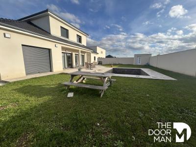 Vente Maison 7 pi�ces SAINT-DOULCHARD 18230