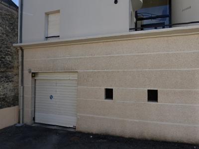 Location Parking LAVAL 53000