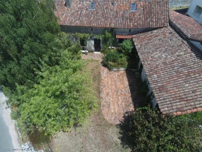 Vente Maison 6 pi�ces CIVRAY 86400