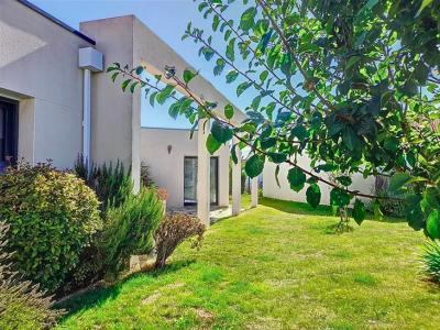 For sale House MOUTIERS-LES-MAUXFAITS