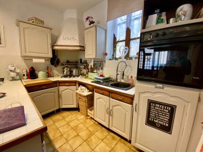 Vente Maison 8 pi�ces SEMUR-EN-BRIONNAIS 71110