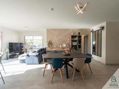 Vente Maison 5 pi�ces ILLIAT 01140