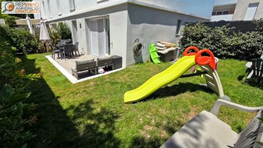 Location Maison 5 pièces SEYNE-SUR-MER 83500