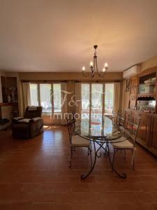 For sale House ISLE-SUR-LA-SORGUE 