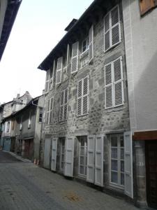 Location Appartement MUR-DE-BARREZ 
