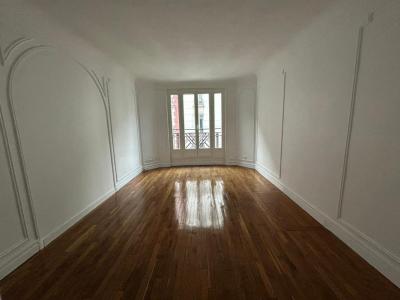 For rent Apartment PARIS-18EME-ARRONDISSEMENT  75