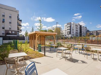 For rent Apartment NOISY-LE-GRAND  93