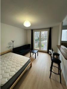 Location Appartement SAINT-DENIS 93200