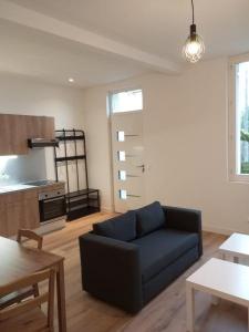 Location Maison COUTRAS  33