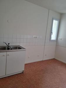 For rent Apartment CHATEAU-RENAULT  37