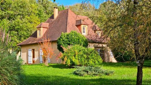 Vente Maison 8 pièces SAINTE-FOY-DE-LONGAS 24510
