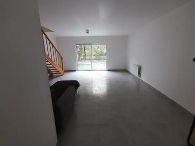 Location Maison CADAUJAC  33