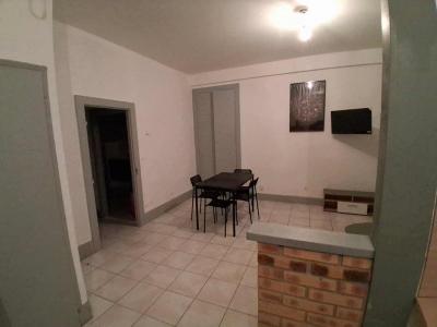 Location Appartement COMMENTRY