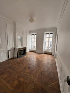 Location Appartement 5 pi�ces LYON-2EME-ARRONDISSEMENT 69002