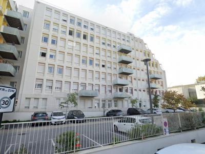 Location Parking NIMES 30900