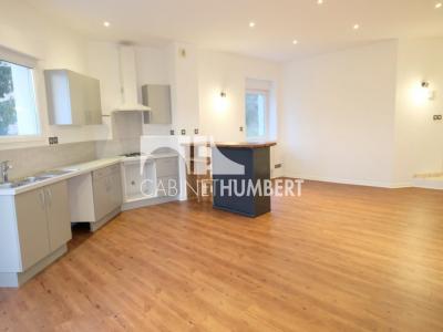 Location Appartement SAINT-PRIEST-EN-JAREZ 