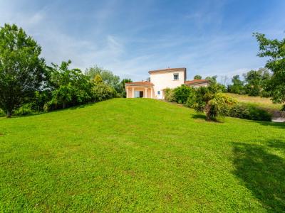 Vente Maison 6 pi�ces FLEURIEUX-SUR-L'ARBRESLE 69210