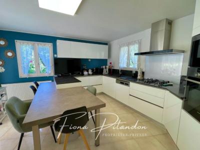 Vente Maison 7 pi�ces LAURIS 84360