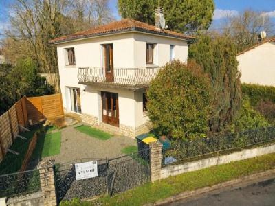 Vente Maison 5 pi�ces RUFFEC 16700