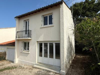 Vente Maison 5 pi�ces RUFFEC 16700