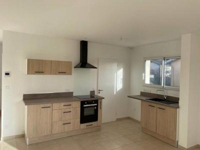 Location Maison 4 pièces SAINTE-HELENE 33480