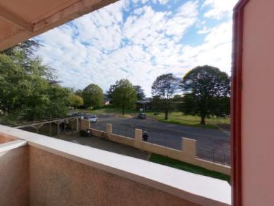 For rent Apartment SAINT-AMAND-MONTROND 