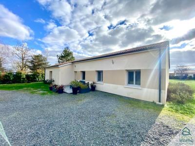 Vente Maison 5 pi�ces CHABOURNAY 86380