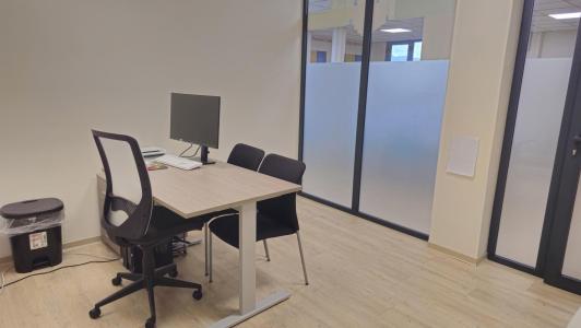 Location Bureau LAMENTIN 97232