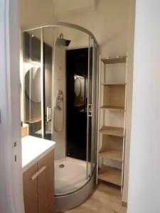 Location Appartement MARSEILLE-5EME-ARRONDISSEMENT 13005