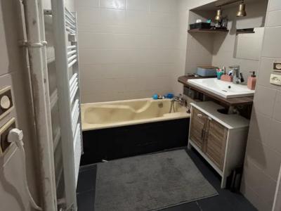 Location Appartement 4 pièces VENISSIEUX 69200