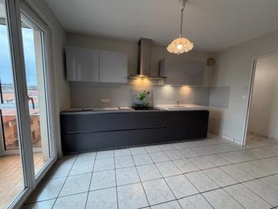 For sale Apartment ROCHE-LA-MOLIERE 