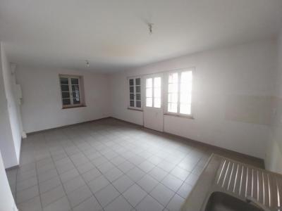 Location Maison ROCHE-EN-BRENIL 