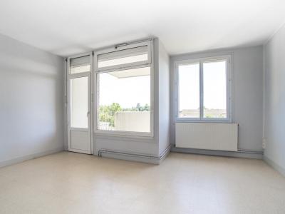 Location Appartement CHAROLLES 
